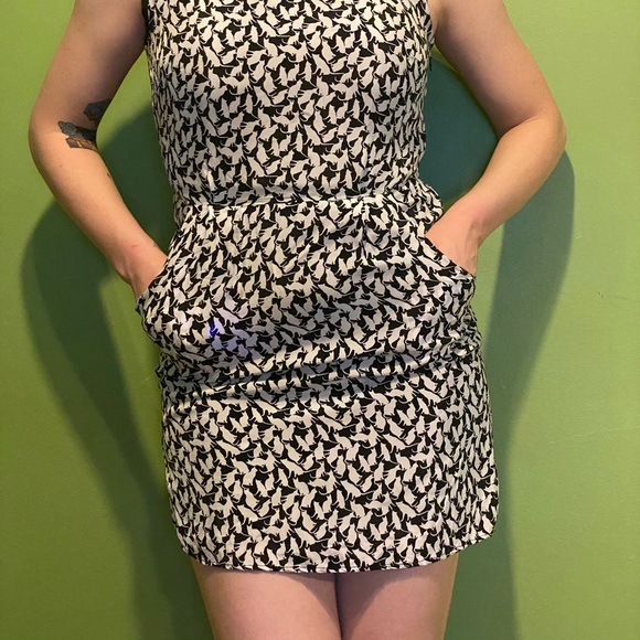 Cat print dress with sheer panel - Picture 2 of 5